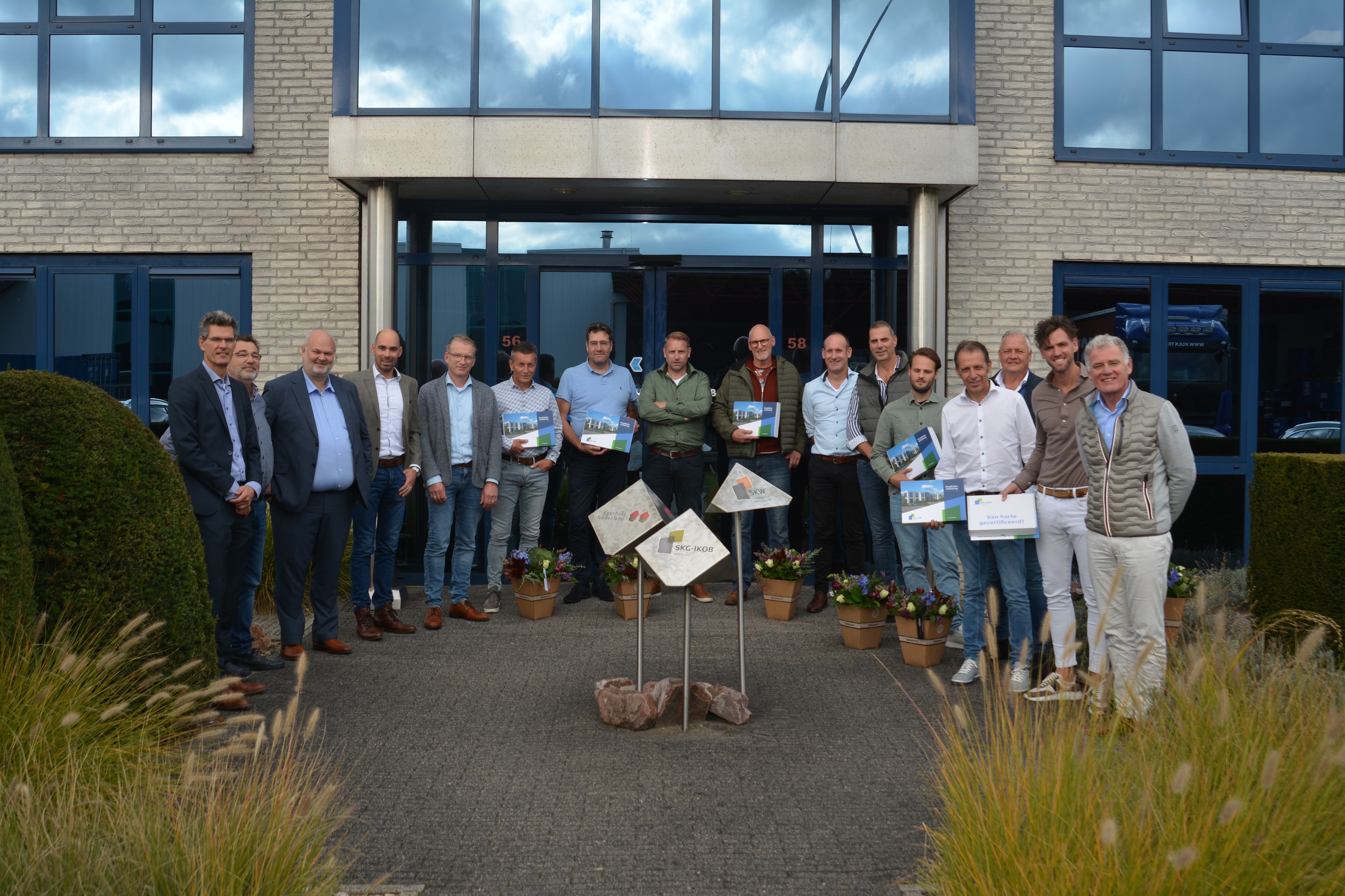 2022 10 05 Uitreiking cerficaat Keurmerk Dak en Gevelborg foto groep